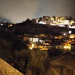 Πανσιόν Ibla 4*